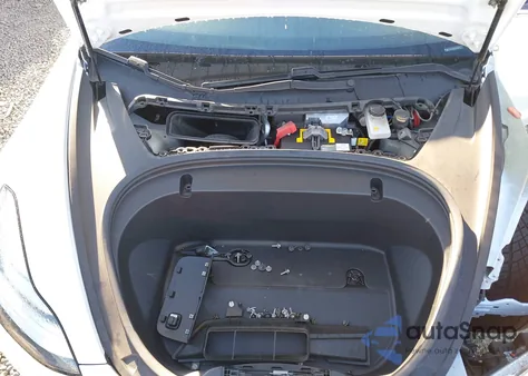 2020 Tesla Model 3 from USA, damaged, VIN 5YJ3E1EB6LF637575